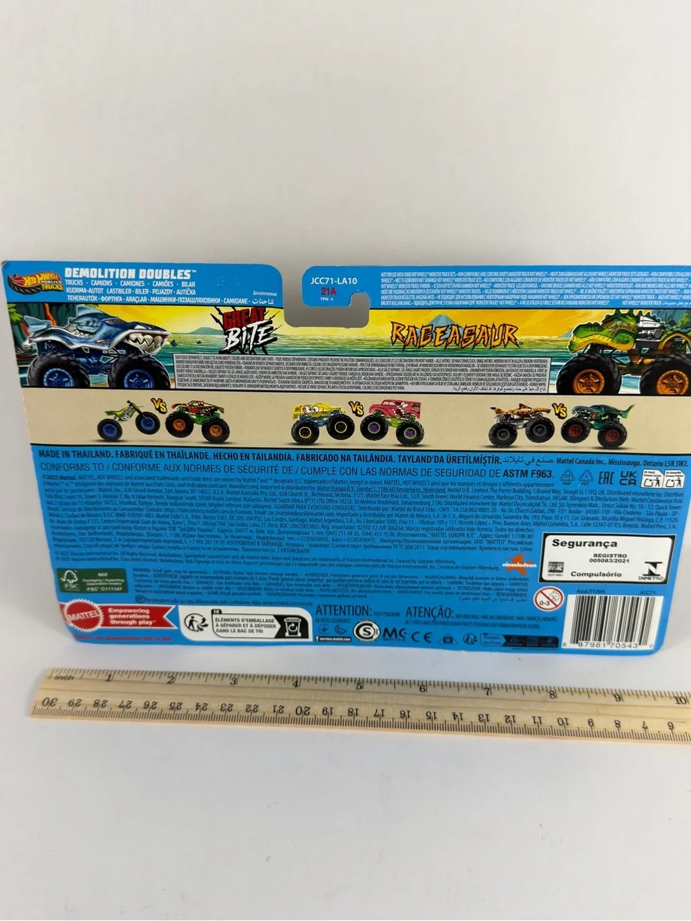 Hot Wheels Monster Trucks Demolition Doubles Great Bite & Rageasaur. New